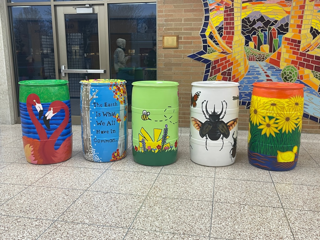 The 2023 Save Local Waters OHHS Rain Barrel Art Projects Head to the Cincinnati Zoo!